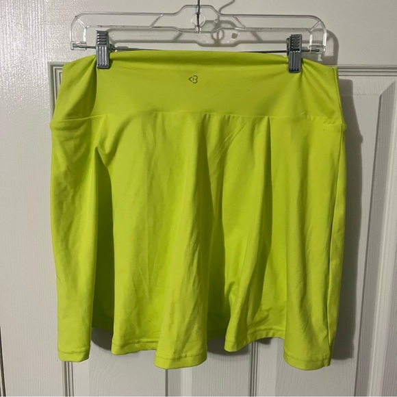 Women’s Blogilates Criss Cross Slit High-Rise Skirt Skort | Size XL | Limeade - Picture 2 of 3